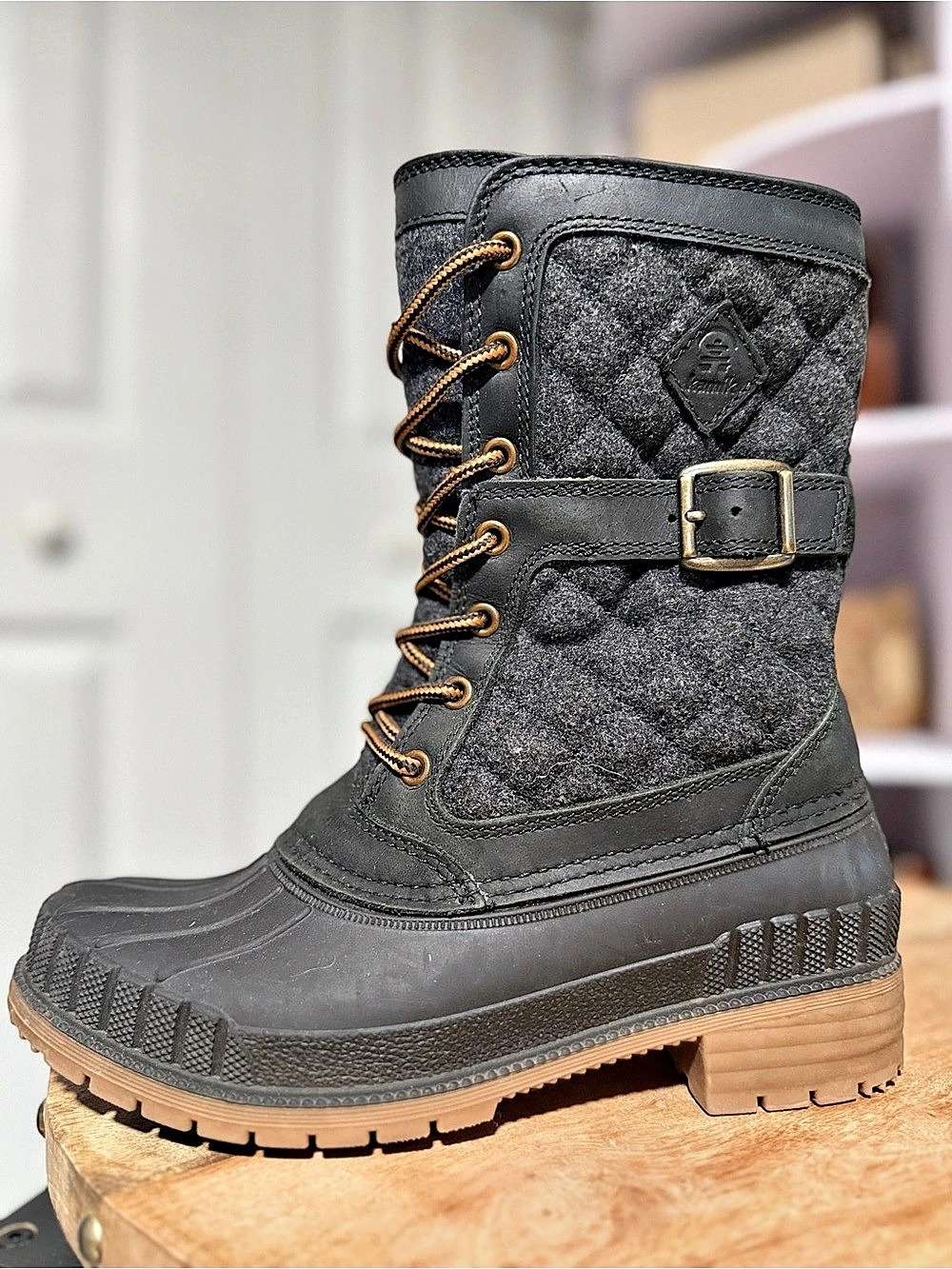 Kamik Sienna Women’s 7 Waterproof Insulated Winter Duck Snow Boots Gray Black